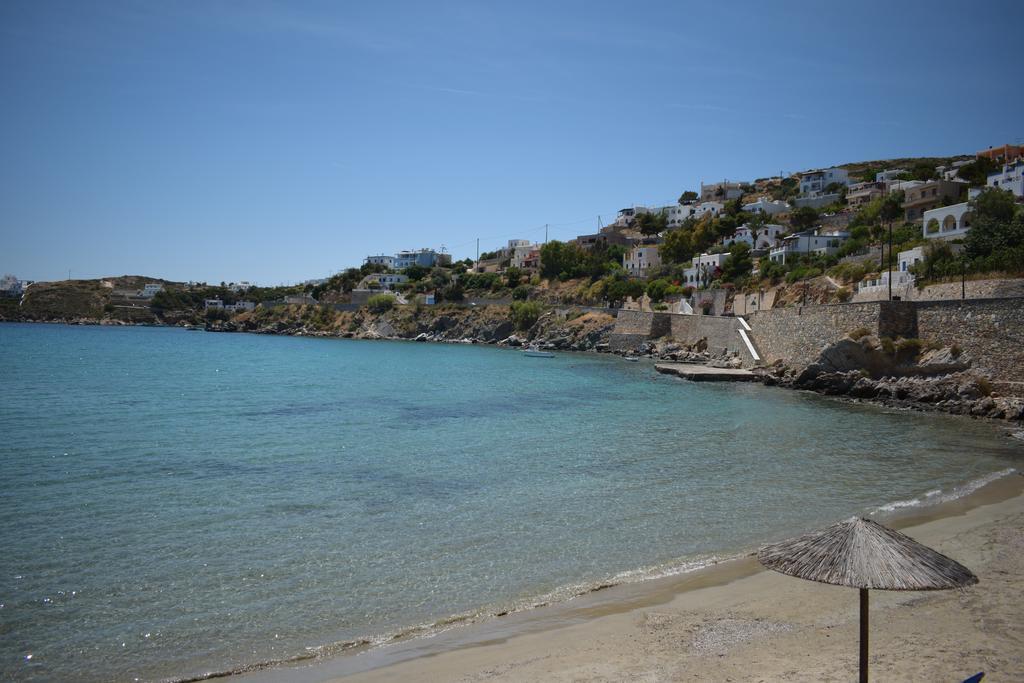 Vari Beach Hotel Exteriör bild