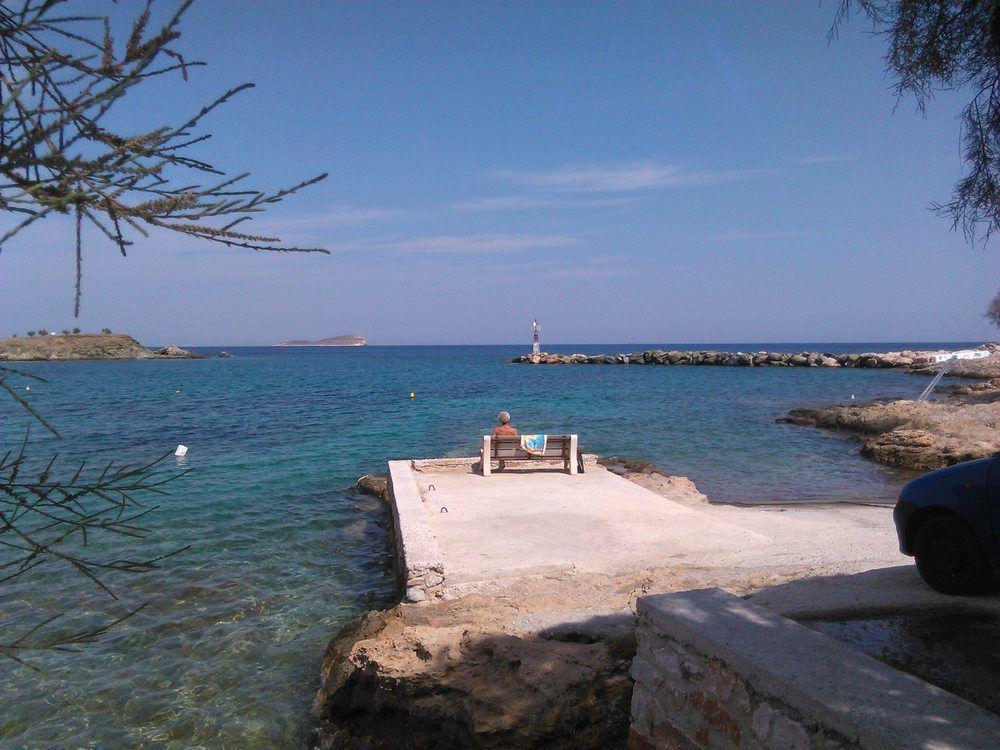 Vari Beach Hotel Exteriör bild